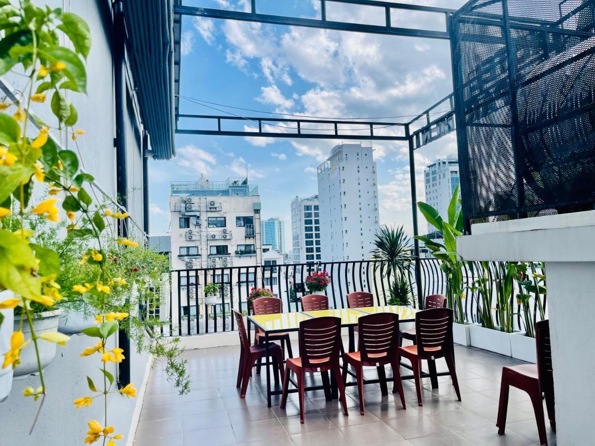 Hana Hotel & Apartment Дананг Экстерьер фото